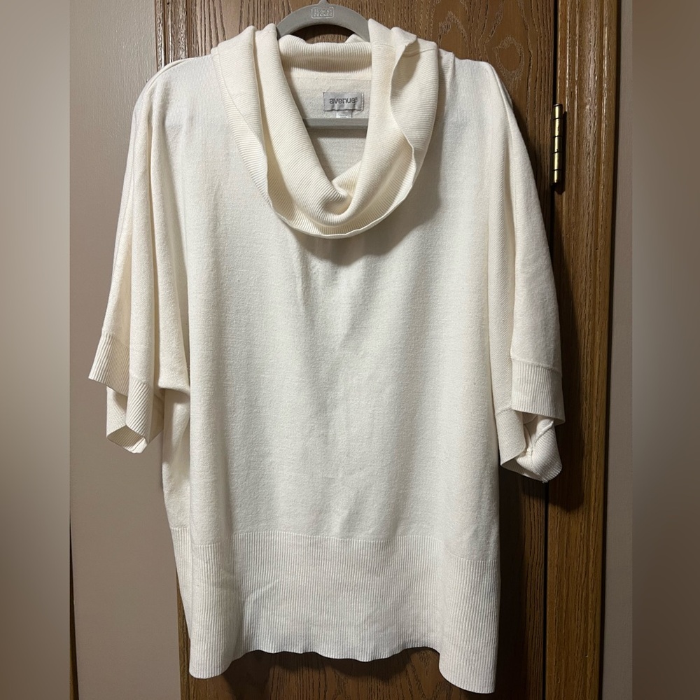 Avenue plus size sweater